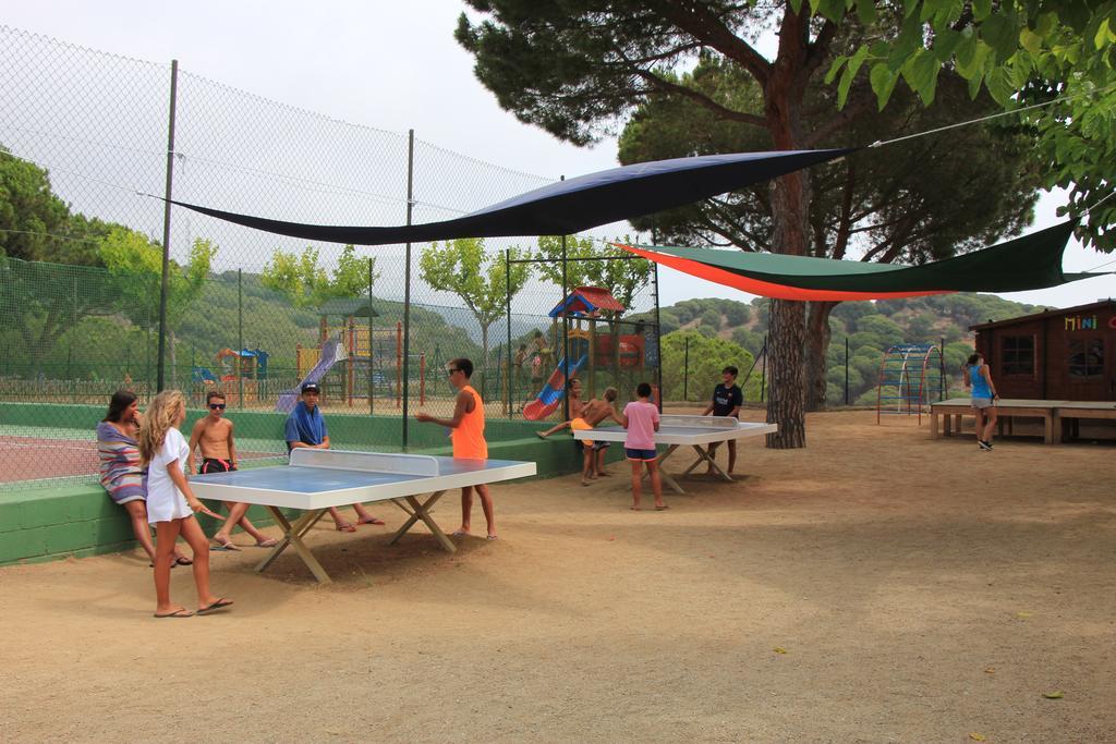 Camping Roca Grossa Calella Exterior foto