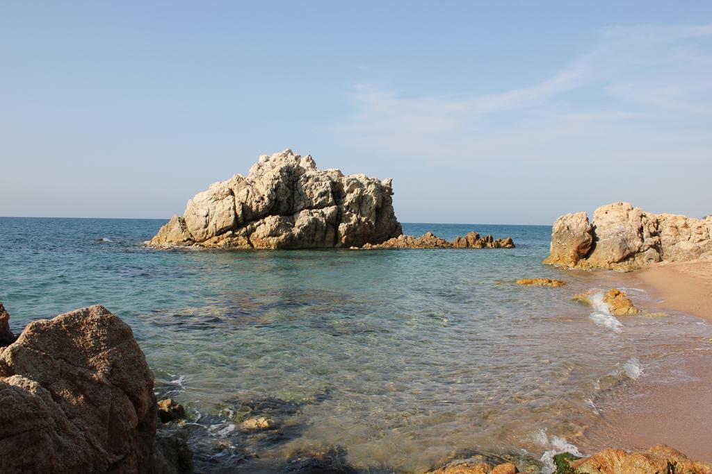 Camping Roca Grossa Calella Exterior foto